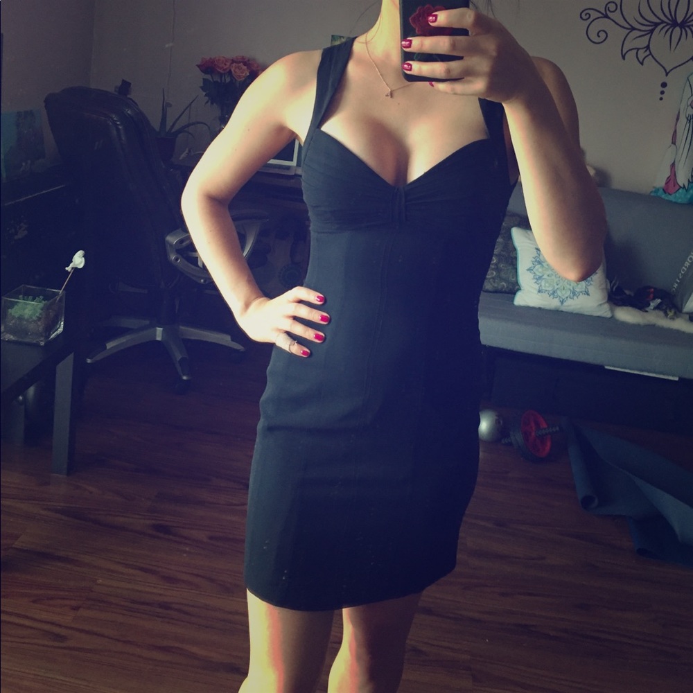Bebe silk LBD sweetheart neckline